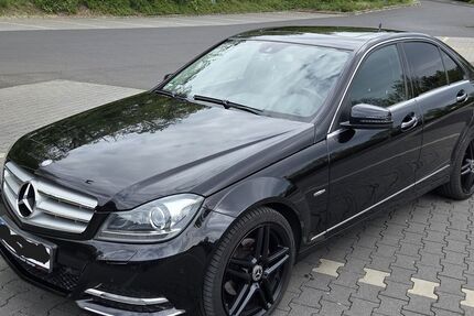 Mercedes-Benz C 250 157.526 km 13.800 &euro; Lohfelden 34253