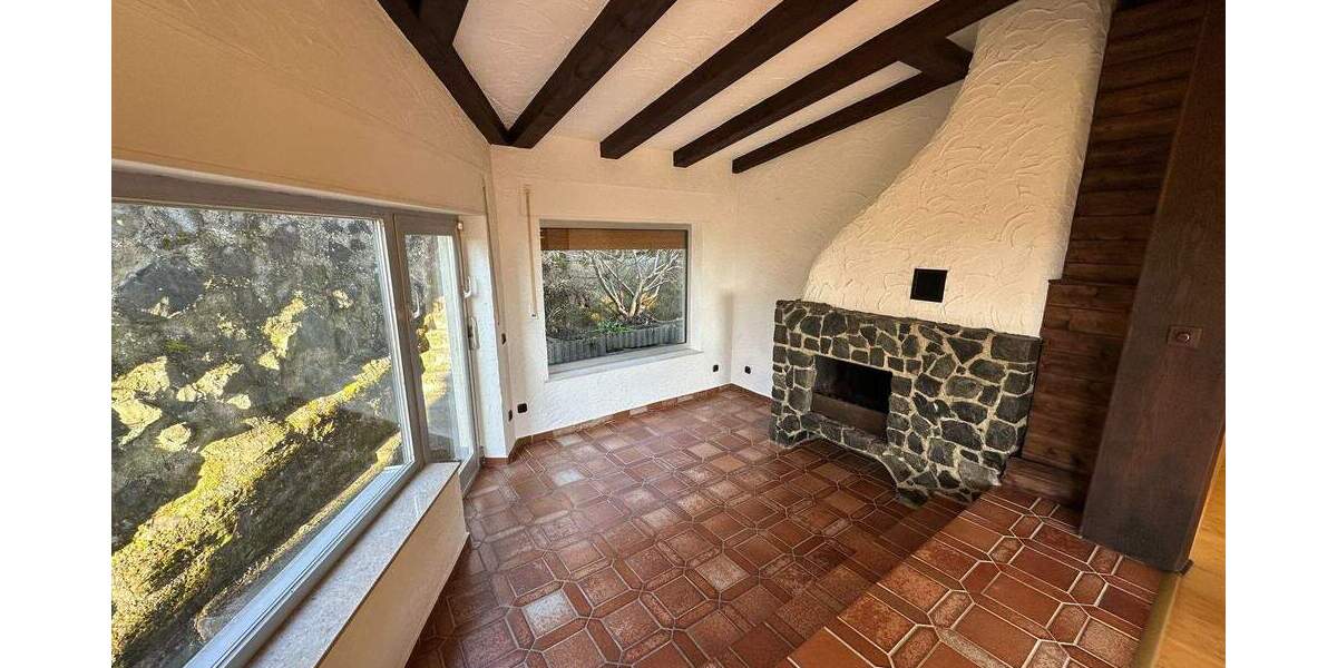 Einfamilienhaus Fritzlar - 6 Zimmer, 145 m&sup2;, 150.000&euro; | Angebot:25670489