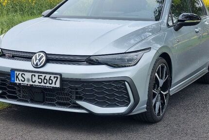 VW Golf 8.300 km 35.500 &euro; Zierenberg 34289