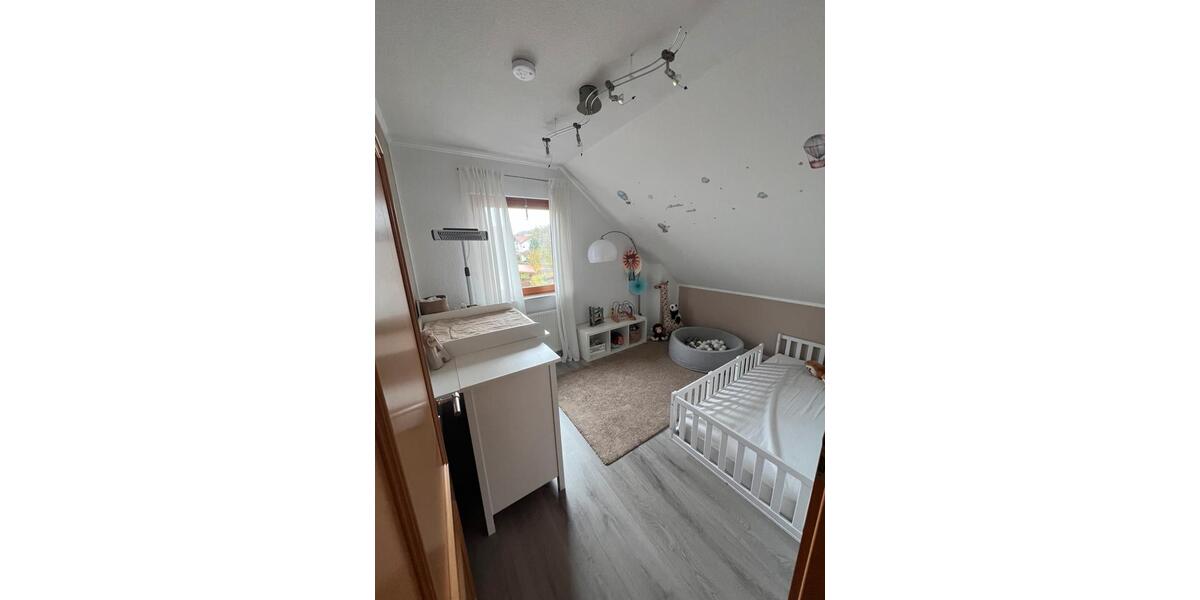 Einfamilienhaus Melsungen - 6 Zimmer, 136 m&sup2;, 390.000&euro; | Angebot:26057625