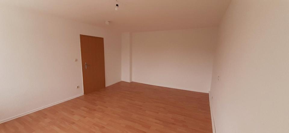 Etagenwohnung Naumburg - 4 Zimmer, 133 m&sup2;, 800&euro; | Angebot:26068054