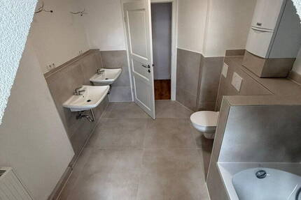 Wohnung Kassel Kirchditmold - 6 Zimmer, 109 m&sup2;, 1.800&euro; | Angebot:25969918