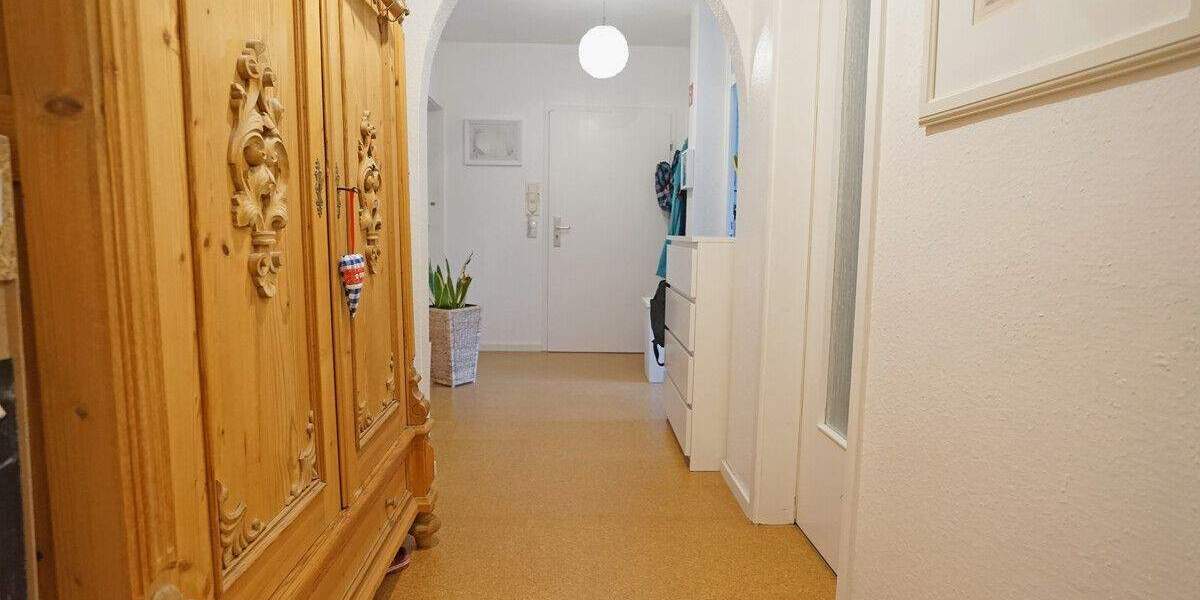 Etagenwohnung Zierenberg - 4 Zimmer, 98 m&sup2;, 139.000&euro; | Angebot:25668396