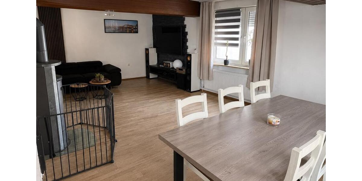 Einfamilienhaus Naumburg - 5 Zimmer, 175 m&sup2;, 199.000&euro; | Angebot:27299879