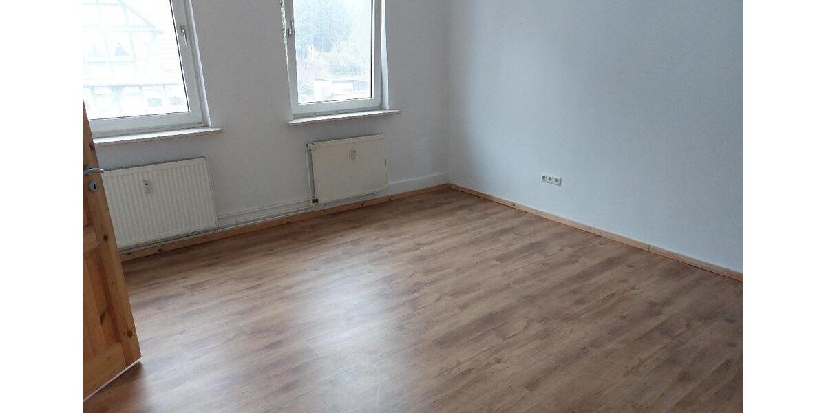 Etagenwohnung Helsa - 3 Zimmer, 77 m&sup2;, 500&euro; | Angebot:26251569