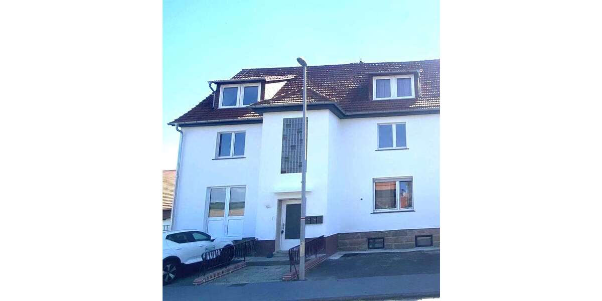 Etagenwohnung Naumburg - 3 Zimmer, 105 m&sup2;, 850&euro; | Angebot:25201360