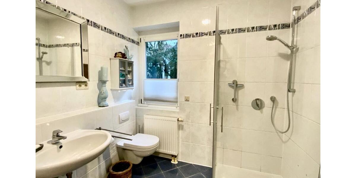 Mulang: Möblierte 2-ZKB Wohnung mit eigener Terrasse in Bestlage 2 zimmer