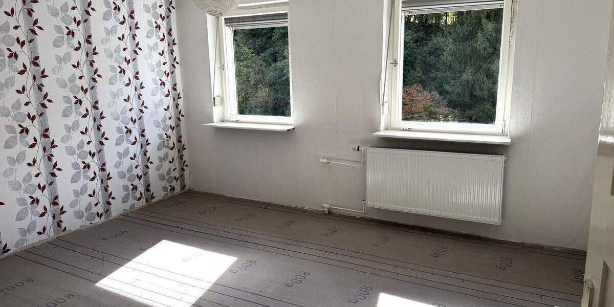 Doppelhaushälfte Helsa - 5 Zimmer, 120 m&sup2;, 129.000&euro; | Angebot:26156461