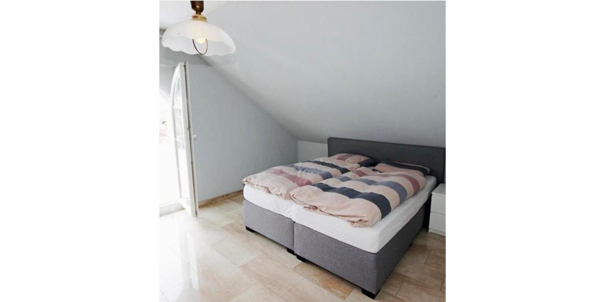 Einfamilienhaus Lohfelden - 5 Zimmer, 245 m&sup2;, 3.000&euro; | Angebot:26698564