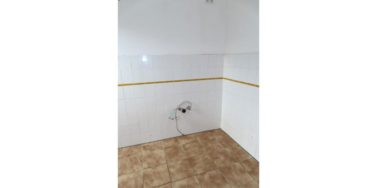 2 ZKB - kleine Wohnung für eine Person in KS-Eichwald 2 zimmer