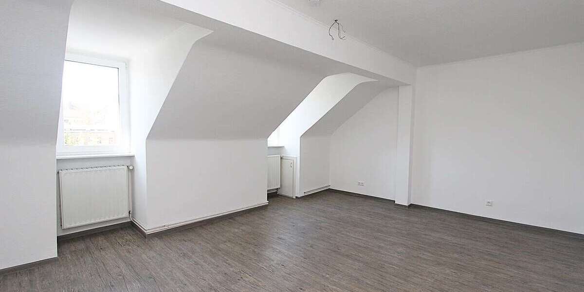 Etagenwohnung Kassel Südstadt - 3 Zimmer, 82 m&sup2;, 690&euro; | Angebot:26322824