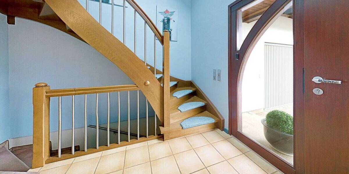 Einfamilienhaus Felsberg Gensungen - 6 Zimmer, 213 m&sup2;, 449.000&euro; | Angebot:25695915