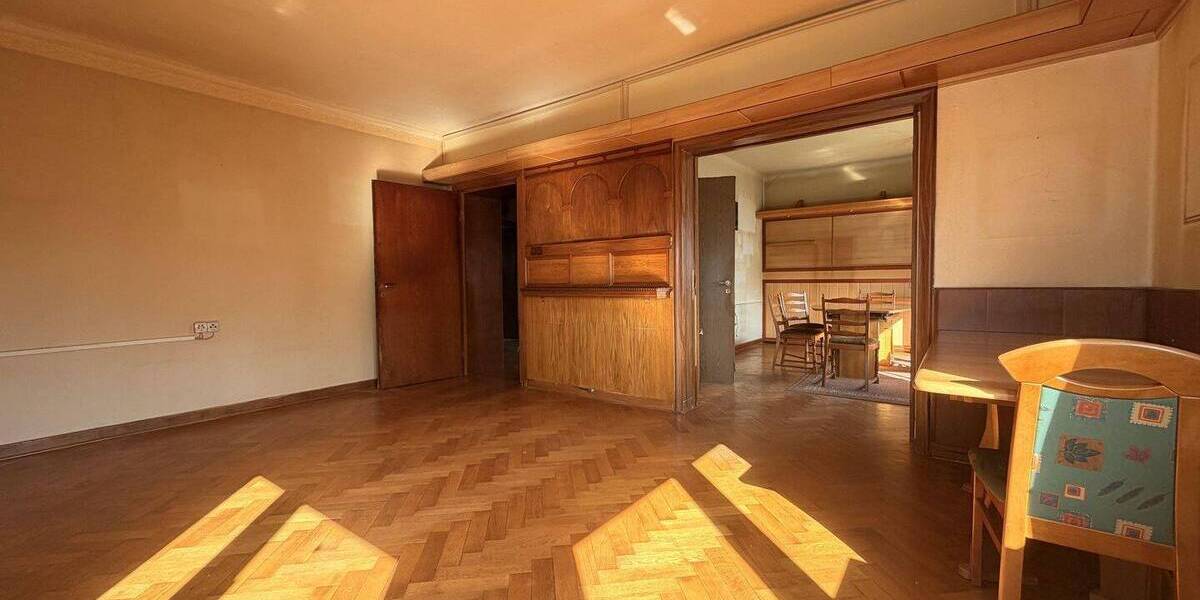 Mehrfamilienhaus, Wohnhaus Kassel Harleshausen - 7 Zimmer, 181 m&sup2;, 375.000&euro; | Angebot:26244008