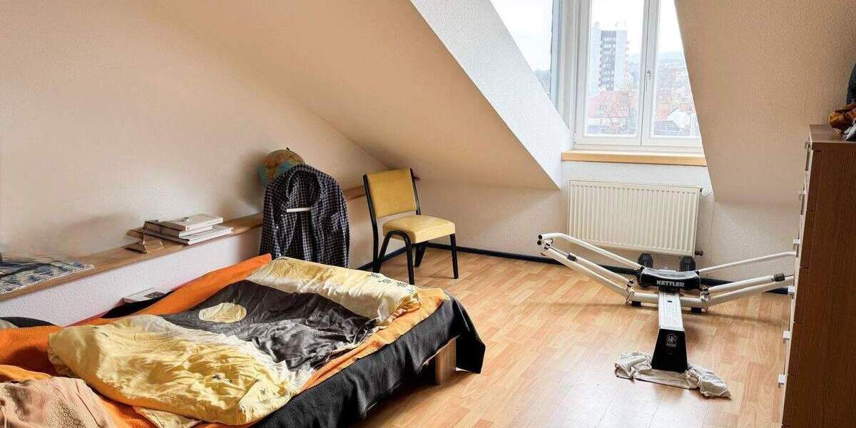 Etagenwohnung Kassel West - 3 Zimmer, 138 m&sup2;, 370.000&euro; | Angebot:26170937