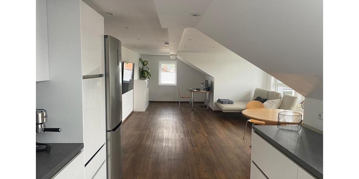 Dachgeschoßwohnung Baunatal - 2.5 Zimmer, 65 m&sup2;, 850&euro; | Angebot:26325832