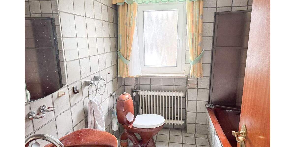 Einfamilienhaus Kaufungen Oberkaufungen - 4 Zimmer, 120 m&sup2;, 250.000&euro; | Angebot:26703211