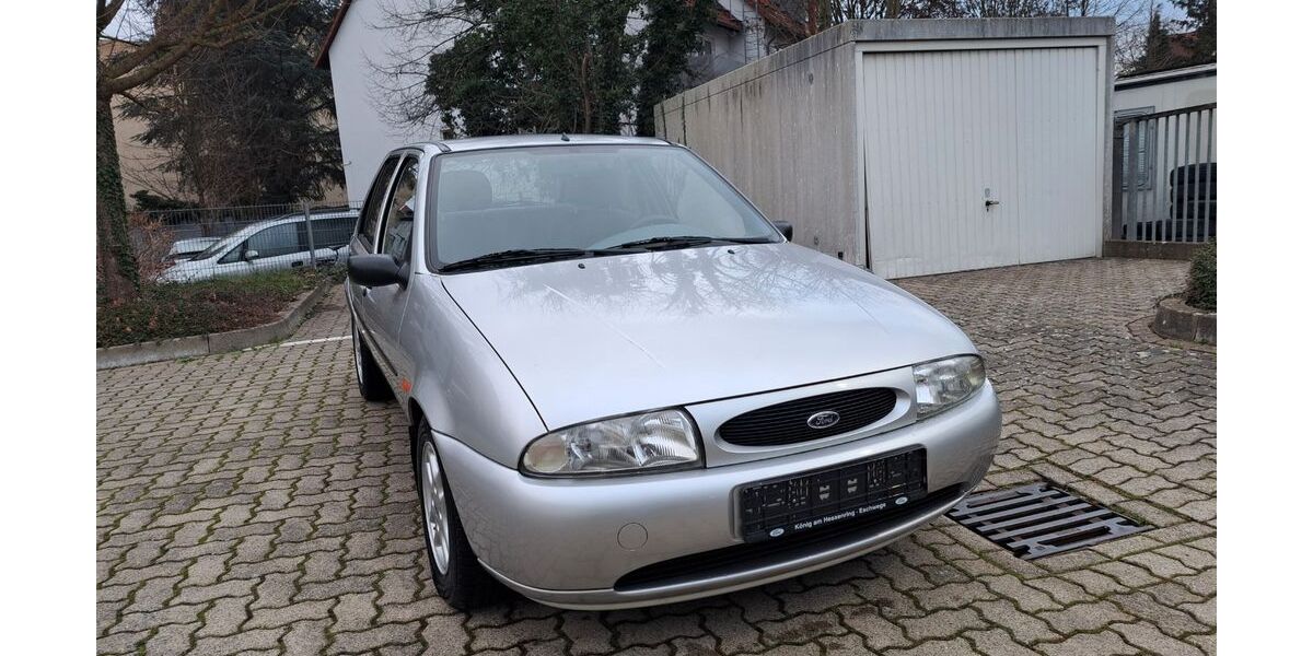 Ford Fiesta 51.600 km 1.999 € Kassel 34125