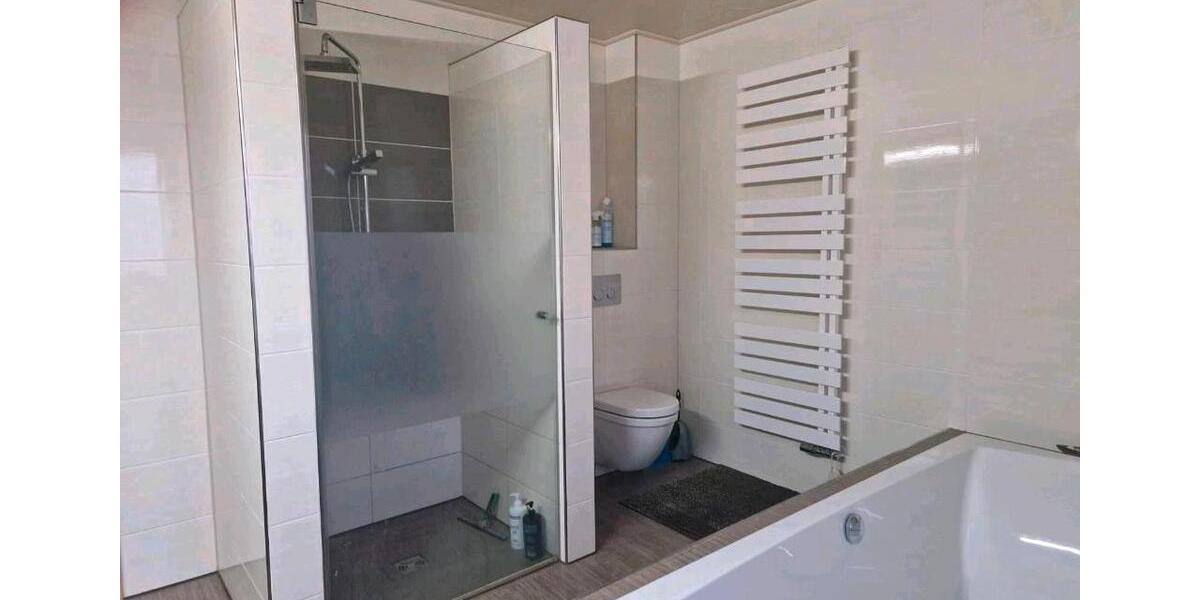 Einfamilienhaus Lohfelden - 5 Zimmer, 156 m&sup2;, 720.000&euro; | Angebot:25958581