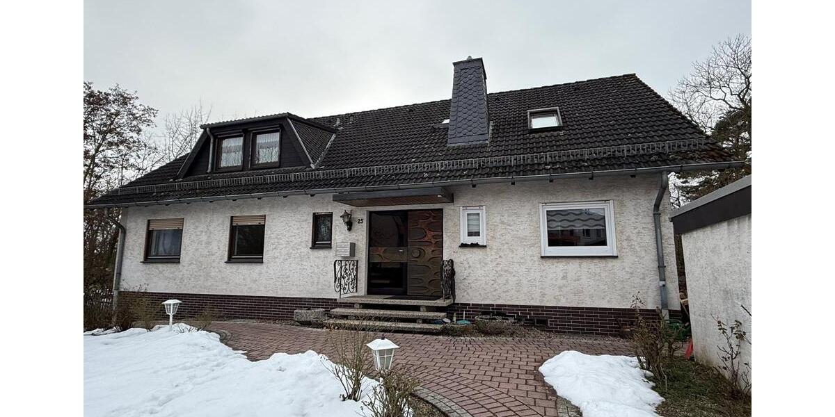 Dachgeschoßwohnung Kassel Fasanenhof - 3 Zimmer, 102 m&sup2;, 800&euro; | Angebot:24842778