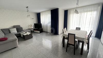 MODERNES MEHRFAMILIENJUWEL MIT AUSBAUPOTENZIAL