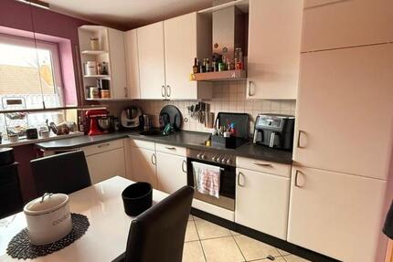 Wohnung Lohfelden - 4 Zimmer, 90 m&sup2;, 750&euro; | Angebot:25759556