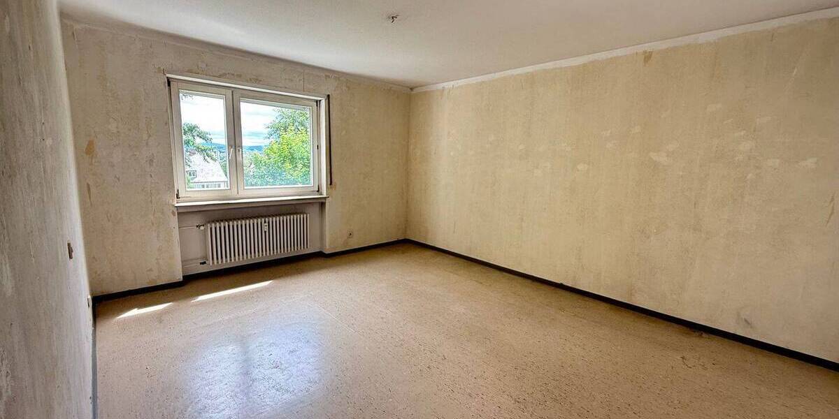 Etagenwohnung Kassel Fasanenhof - 4 Zimmer, 130 m&sup2;, 1.240&euro; | Angebot:26918291