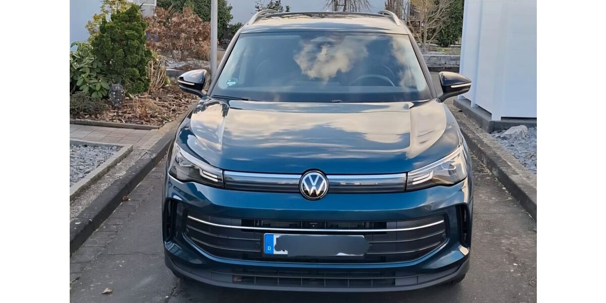 VW Tiguan 11.500 km 35.500 &euro; Baunatal 34225