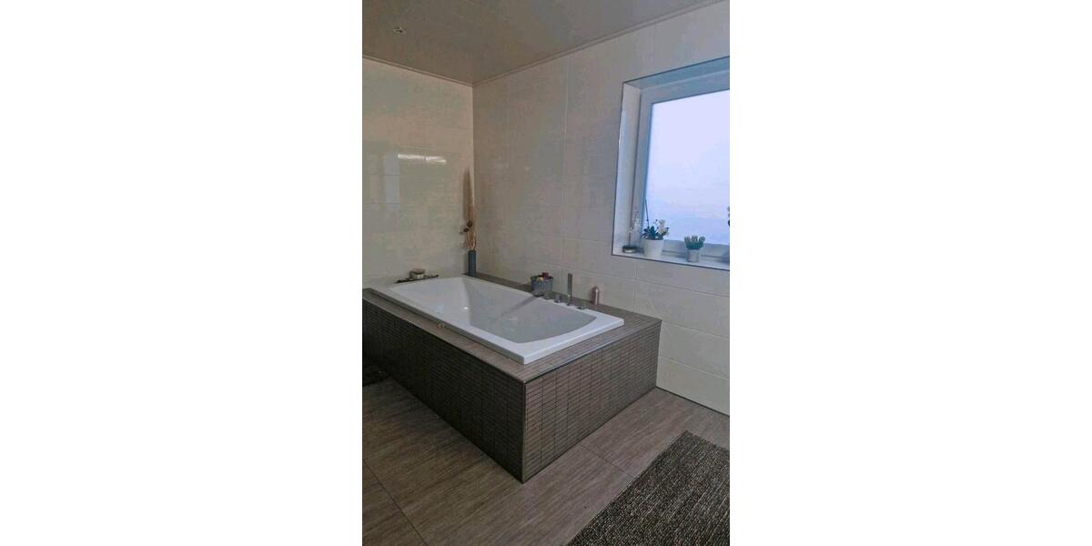 Einfamilienhaus Lohfelden - 5 Zimmer, 156 m&sup2;, 720.000&euro; | Angebot:25958581