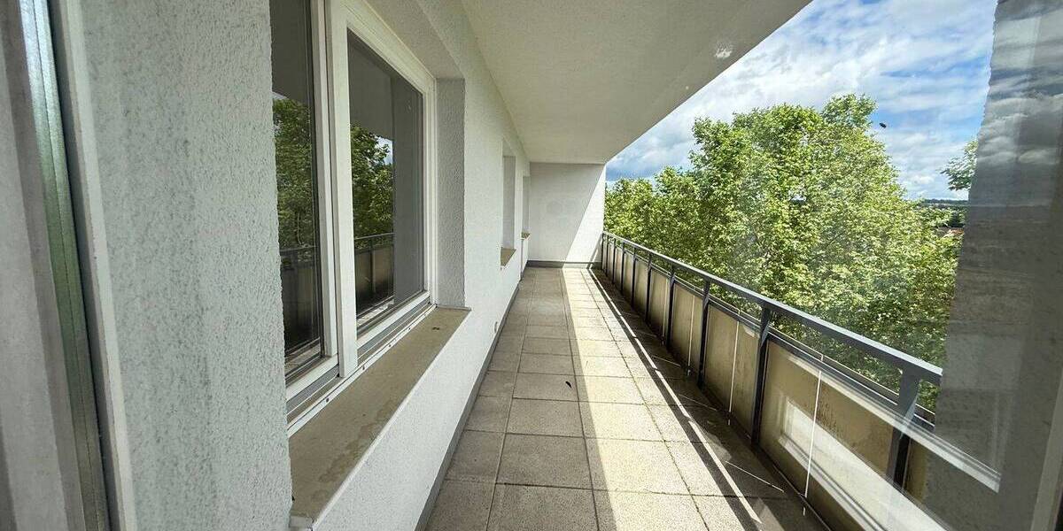 Etagenwohnung Kassel Fasanenhof - 3 Zimmer, 118 m&sup2;, 1.125&euro; | Angebot:26912776