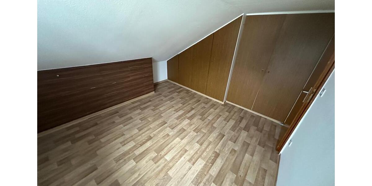 Dachgeschoßwohnung Wolfhagen - 3 Zimmer, 68 m&sup2;, 800&euro; | Angebot:26326797