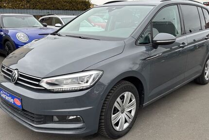 VW Touran 65.600 km 26.499 &euro; Kassel 34123