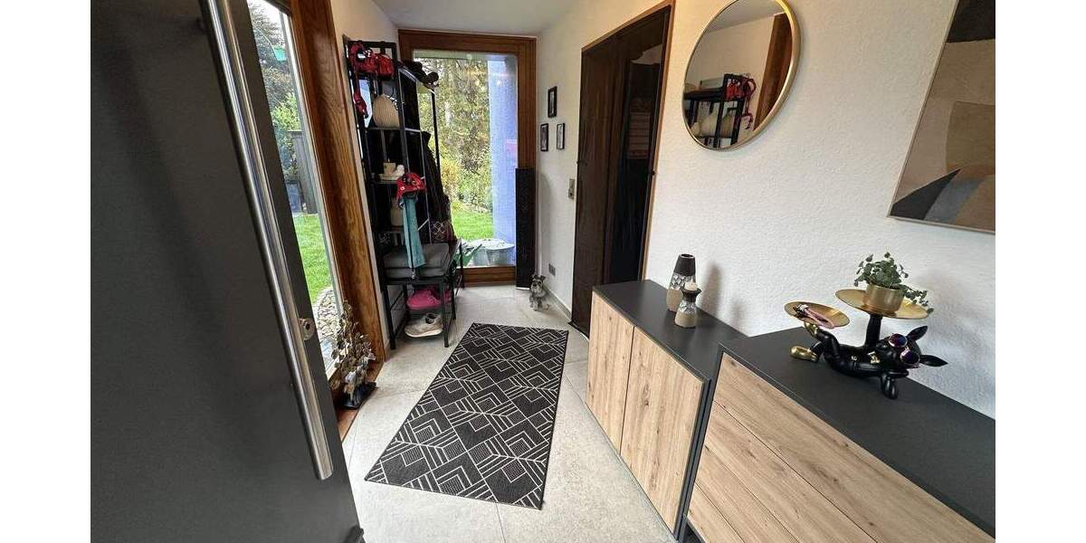 Etagenwohnung Fuldatal Simmershausen - 3 Zimmer, 82 m&sup2;, 240.000&euro; | Angebot:25801907