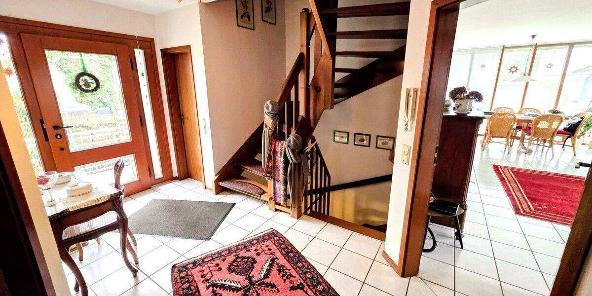 Einfamilienhaus Kassel / Harleshausen Harleshausen - 7 Zimmer, 148 m&sup2;, 549.000&euro; | Angebot:24990011