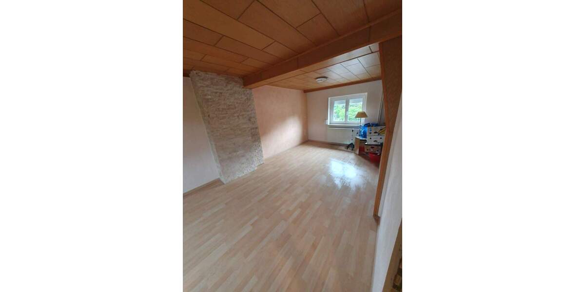 Mehrfamilienhaus, Wohnhaus Kassel Bettenhausen - 3 Zimmer, 70 m&sup2;, 159.000&euro; | Angebot:24482244