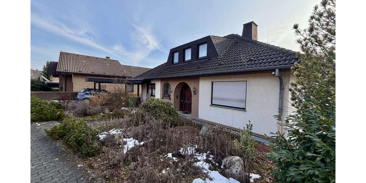 Einfamilienhaus Schauenburg / Elgershausen Elgershausen - 7 Zimmer, 220 m&sup2;, 435.000&euro; | Angebot:25360474