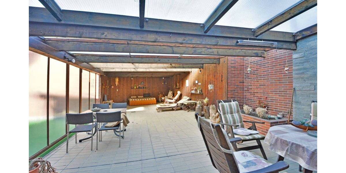 Mehrfamilienhaus, Wohnhaus Wolfhagen - 9 Zimmer, 258 m&sup2;, 180.000&euro; | Angebot:26730957