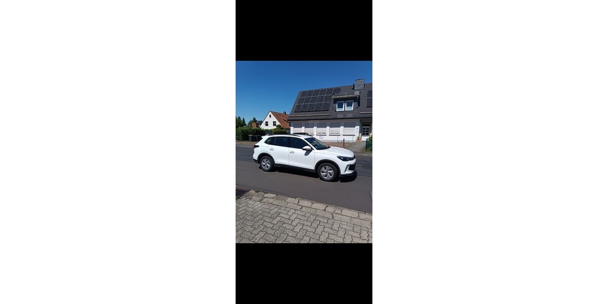 VW Tiguan 16.000 km 36.300 € Kassel 34117