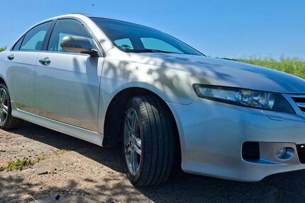 Honda Accord 171.500 km 5.699 &euro; Melsungen 34212