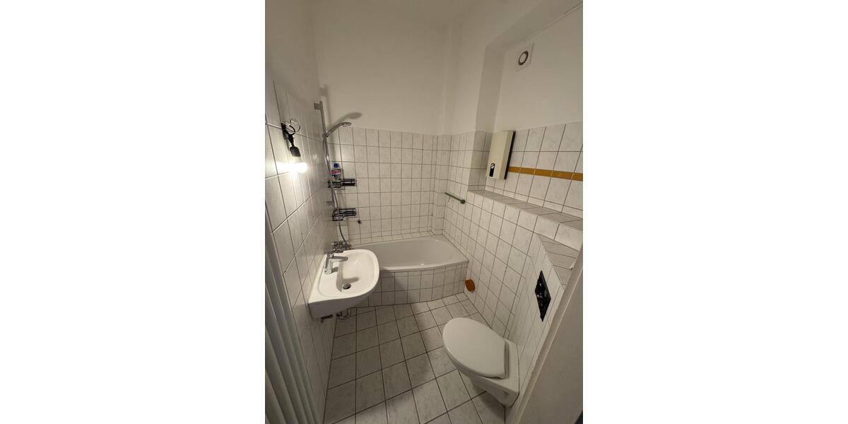 Etagenwohnung Kassel Philippinenhof-Warteberg - 1 Zimmer, 16 m&sup2;, 280&euro; | Angebot:26250261