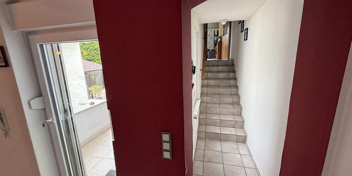 Doppelhaushälfte Espenau Mönchehof - 6 Zimmer, 247 m&sup2;, 299.000&euro; | Angebot:25709145