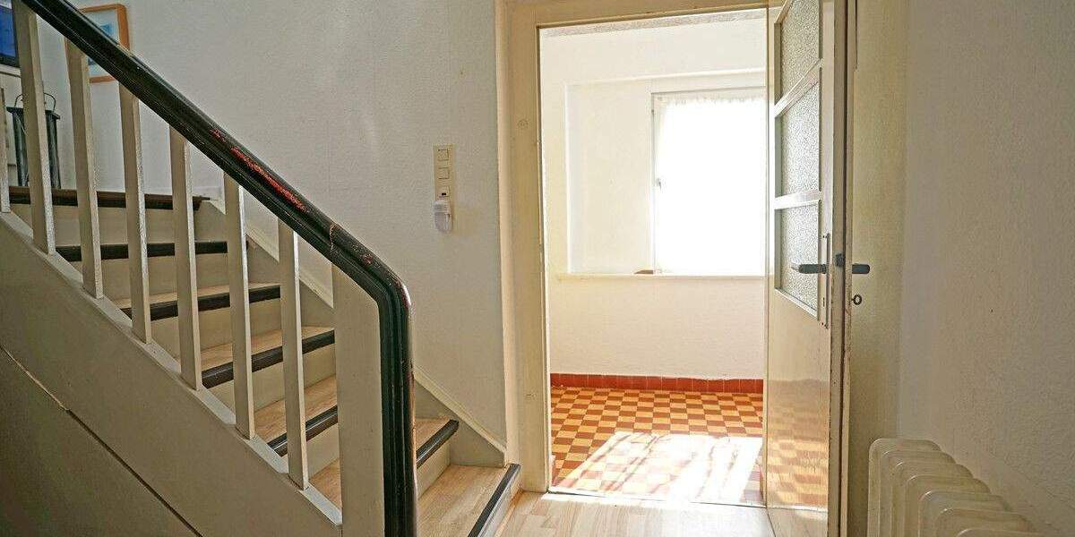 Doppelhaushälfte Kaufungen / Oberkaufungen Oberkaufungen - 7 Zimmer, 202 m&sup2;, 280.000&euro; | Angebot:25727964