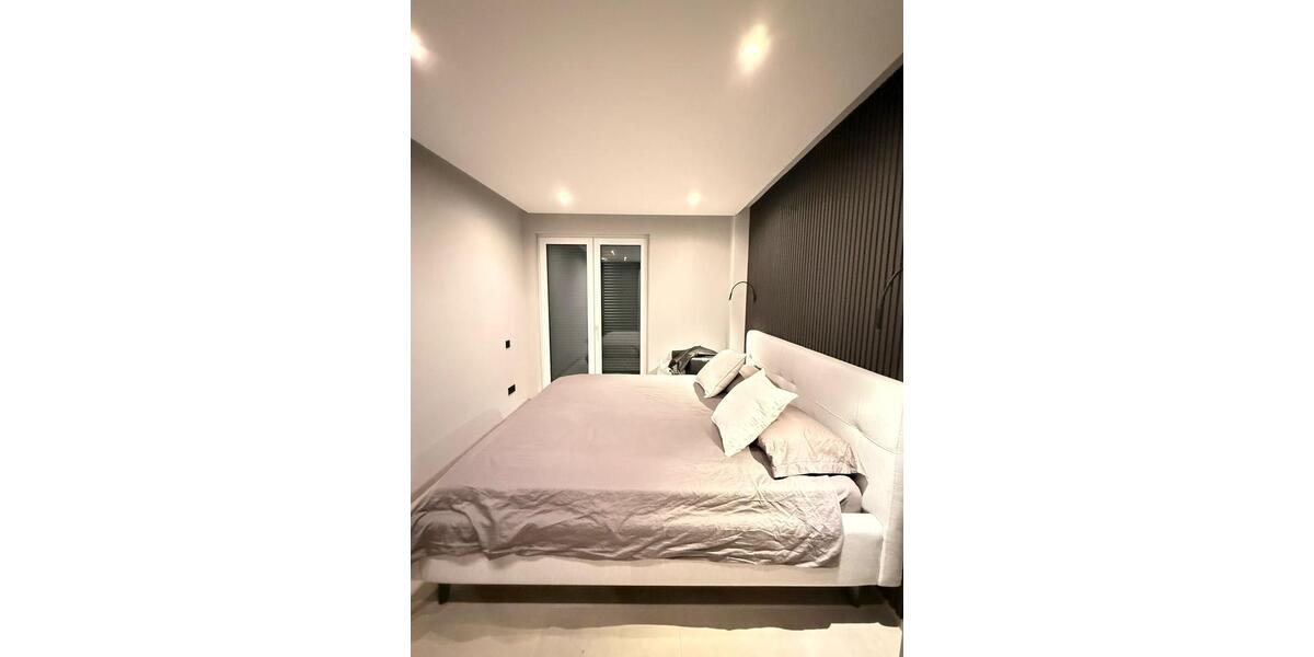 Erdgeschoßwohnung mit Möbel 4 zimmer