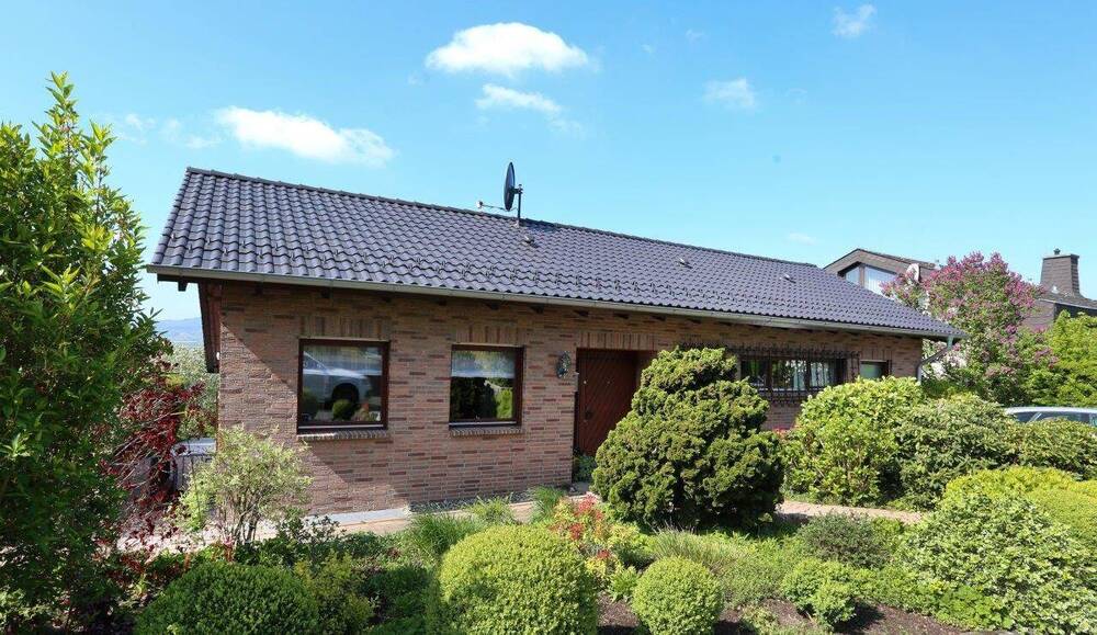Einfamilienhaus Baunatal / Altenritte Altenritte - 5 Zimmer, 157 m&sup2;, 1.550&euro; | Angebot:26853118