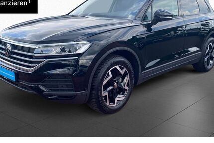 VW Touareg 25.300 km 58.833 € Kassel 34123