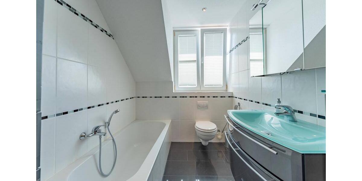 Reihenhaus Vellmar - 6 Zimmer, 134 m&sup2;, 1.700&euro; | Angebot:26638724