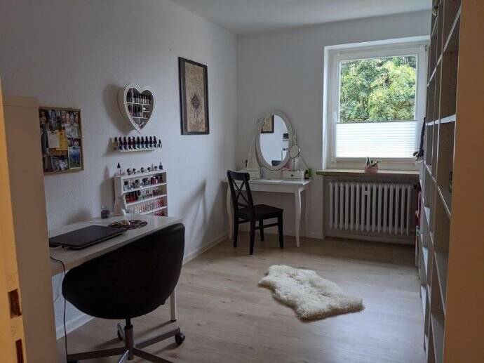 Top-Lage : 4 ZKB mit Balkon im Vorderen Westen 4 zimmer