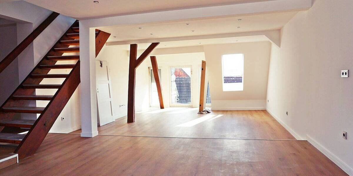 Etagenwohnung Wolfhagen - 5 Zimmer, 210 m&sup2;, 299.000&euro; | Angebot:21594919