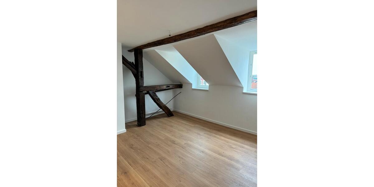 Attraktive Dachgeschosswohnung im Fachwerk 4 zimmer