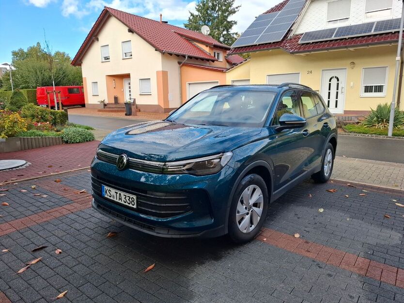 VW Tiguan 9.000 km 32.900 € Kassel 34132