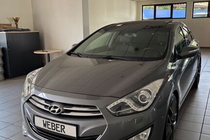 Hyundai i40 211.322 km 7.499 &euro; Hessisch Lichtenau 37235